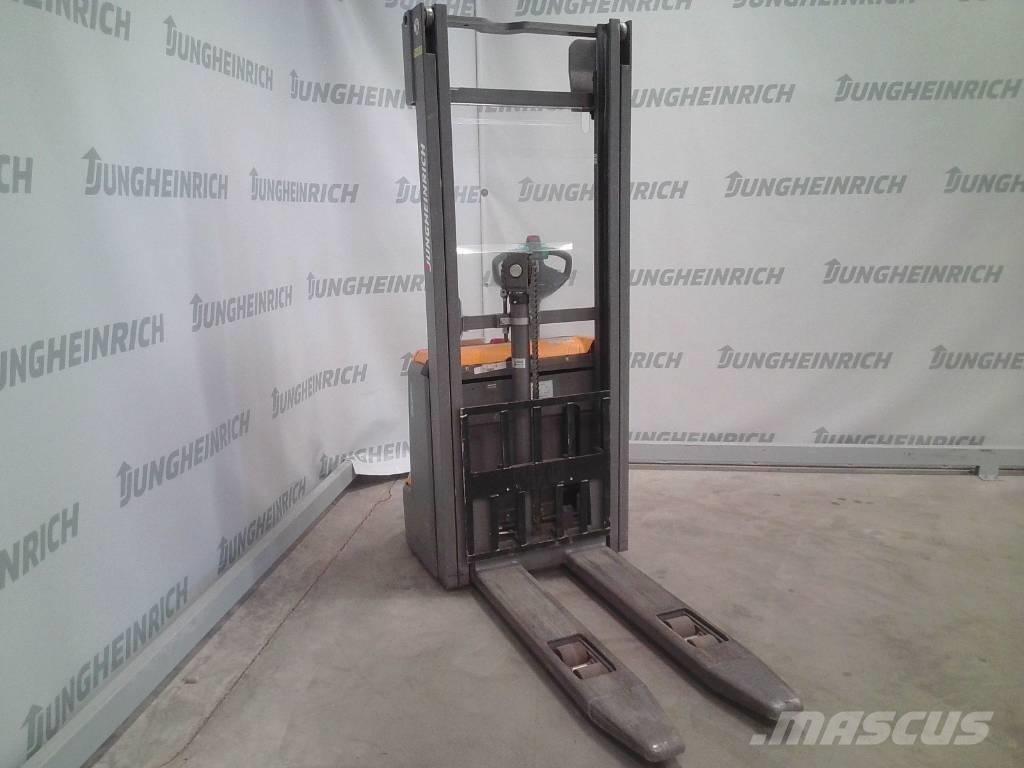 Jungheinrich EJC 112 行走控制式堆積機