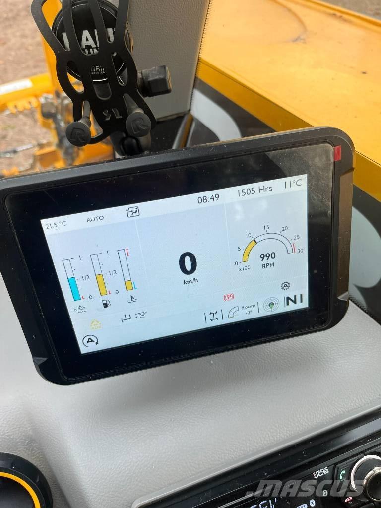 JCB Agri Xtra 542-70 前端裝載機和挖掘機