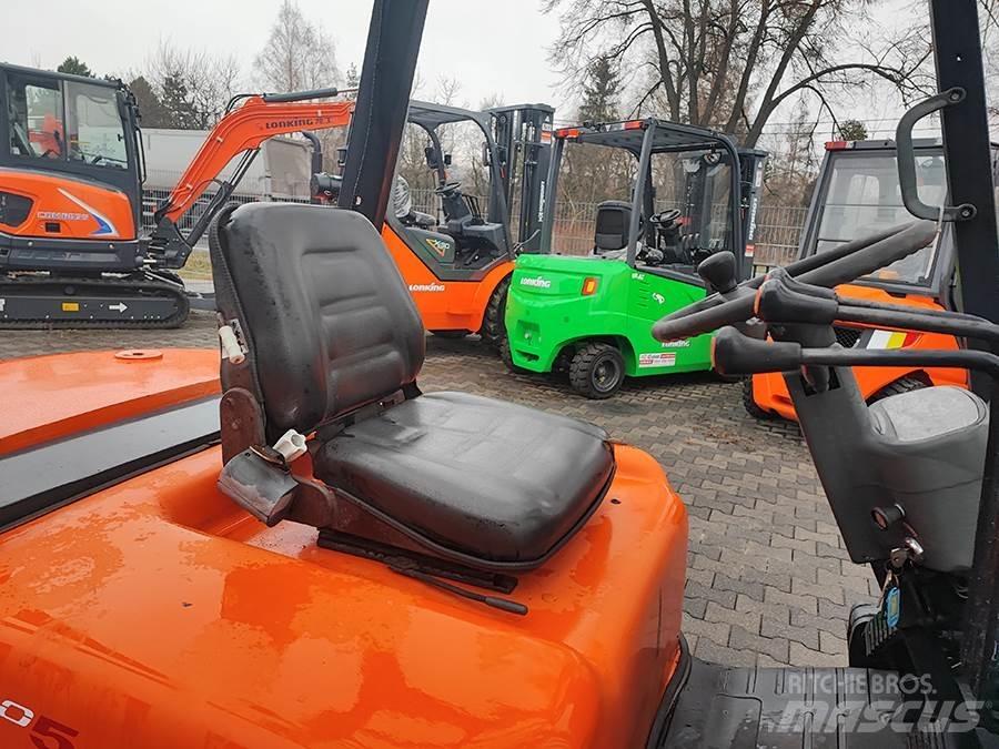 Doosan D30G 柴油卡車