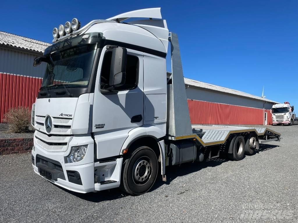 Mercedes-Benz 2551 運輸車輛