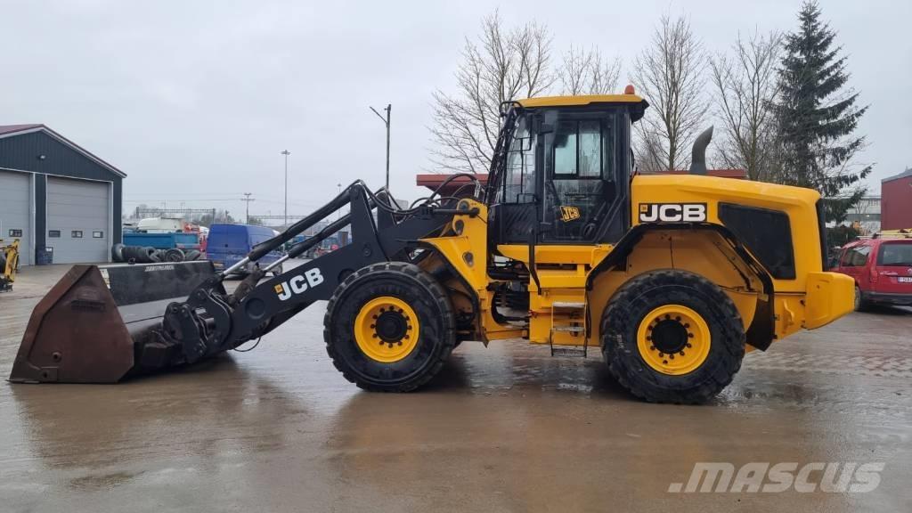 JCB 437 HT 輪胎式裝載機