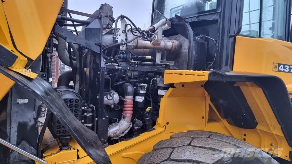 JCB 437 HT 輪胎式裝載機