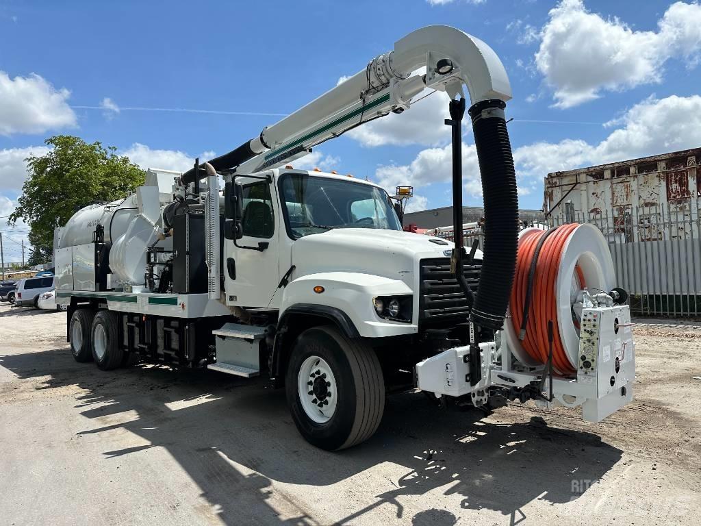 Freightliner 114 SD 組合/真空油槽車