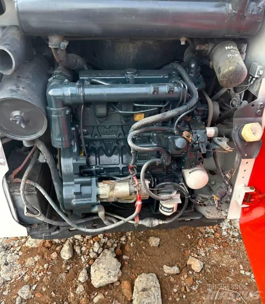 Bobcat S 130 滑移轉向裝載機