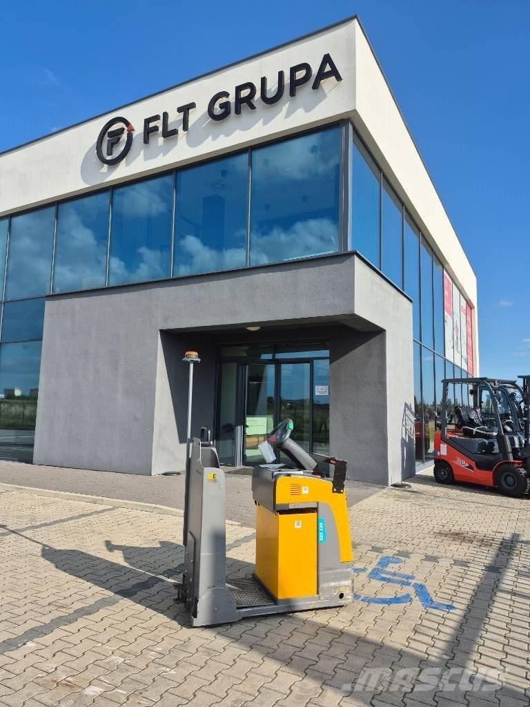 Jungheinrich EZS 130 牽引車