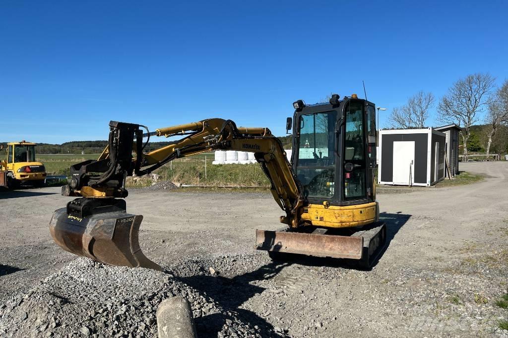 Komatsu PC 26 MR-3 小型挖土機/掘鑿機<7t(小型挖掘機)