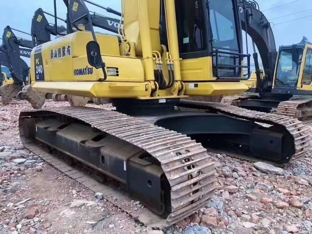 Komatsu PC 240 履帶式 挖土機/掘鑿機/挖掘機