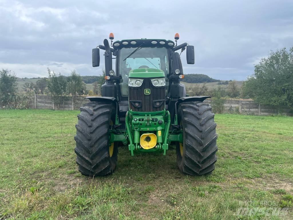 John Deere 6250 R 曳引機
