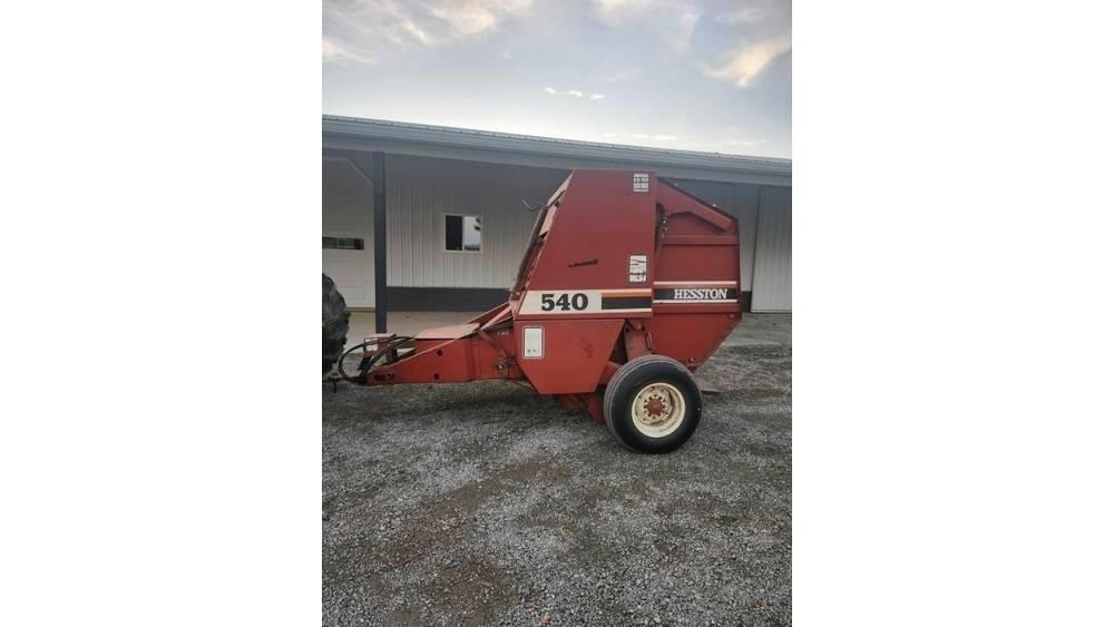 Hesston 540 圓型牧草打包機