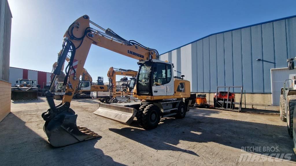 Liebherr A 920 旋轉式挖土機/掘鑿機/挖掘機