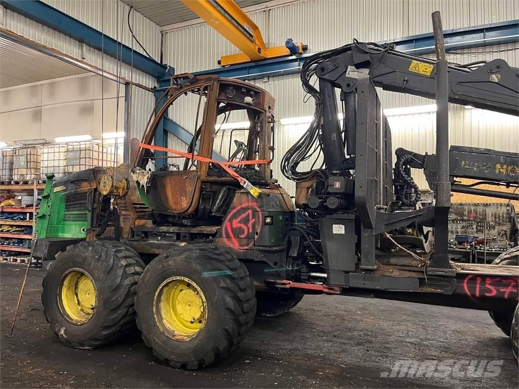 John Deere 1210E 集運機