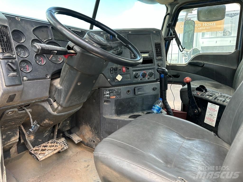 Mack GU 800 其他貨車
