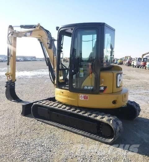 CAT 305.5 小型挖土機/掘鑿機<7t(小型挖掘機)