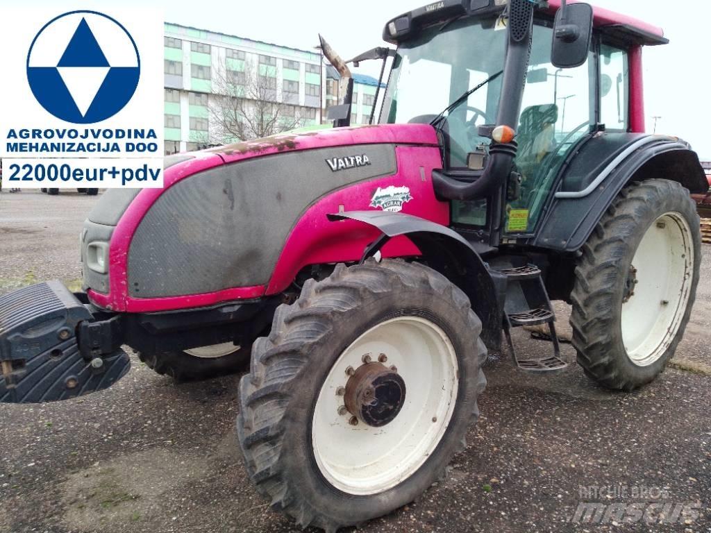 Valtra T 151 E 曳引機