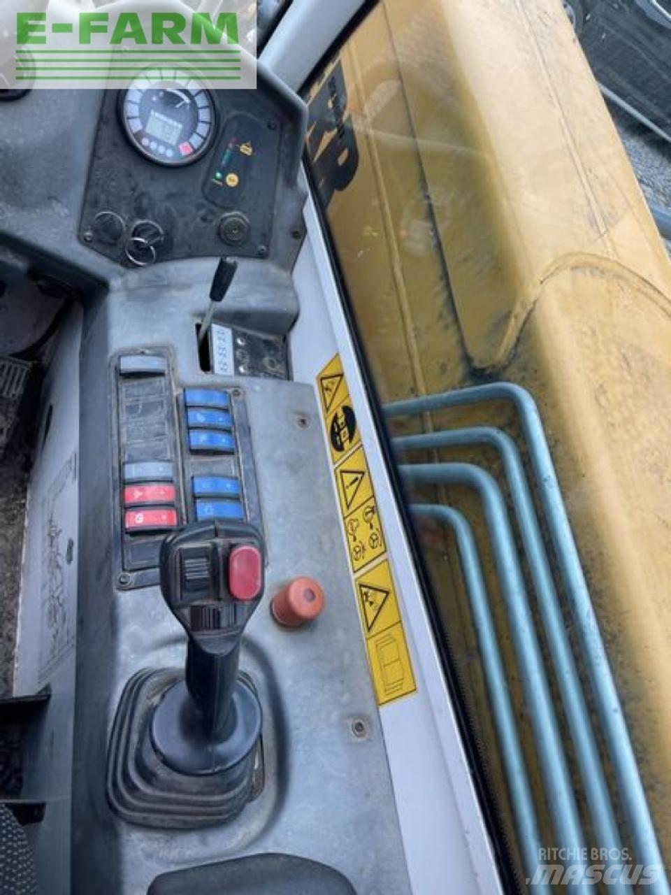 Liebherr tl 432-7 農業用伸縮臂裝載機
