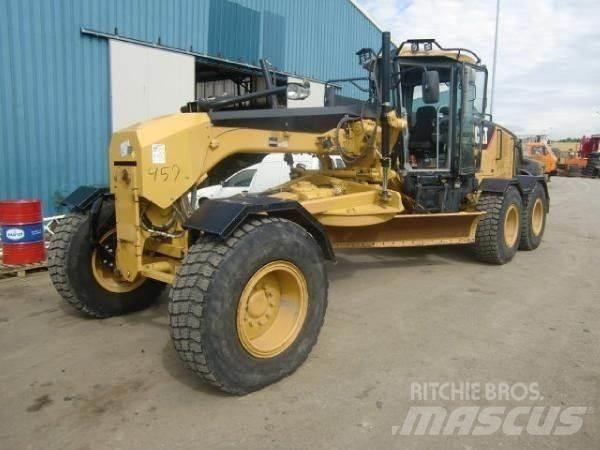 CAT 140M 平土機