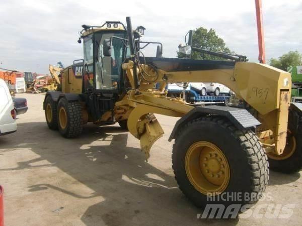 CAT 140M 平土機