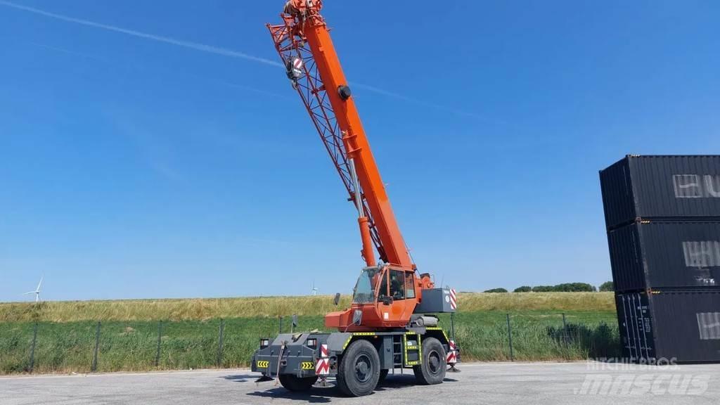 Terex RC30 越野起重機