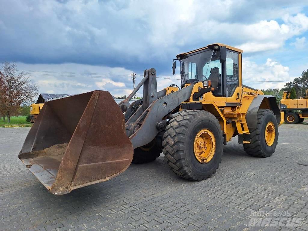 Volvo L 120 F 輪胎式裝載機