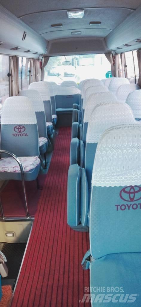 Toyota Coaster Bus 迷你巴士