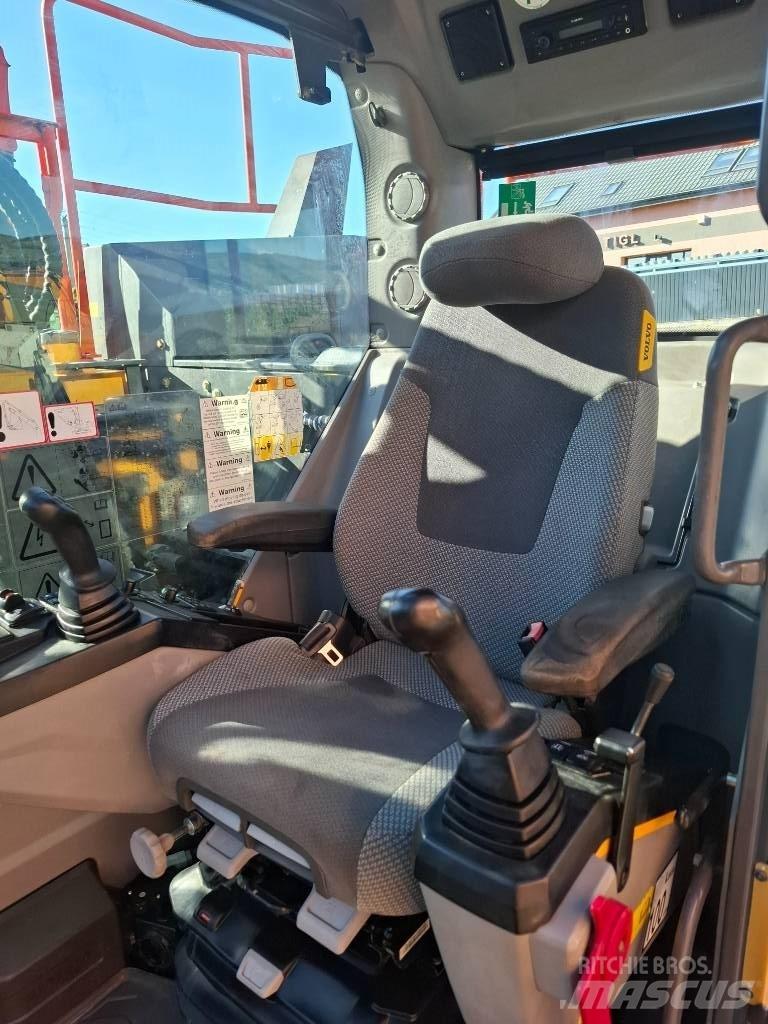 Volvo 145EL 中型挖土機/掘鑿機/挖掘機 7t-12t