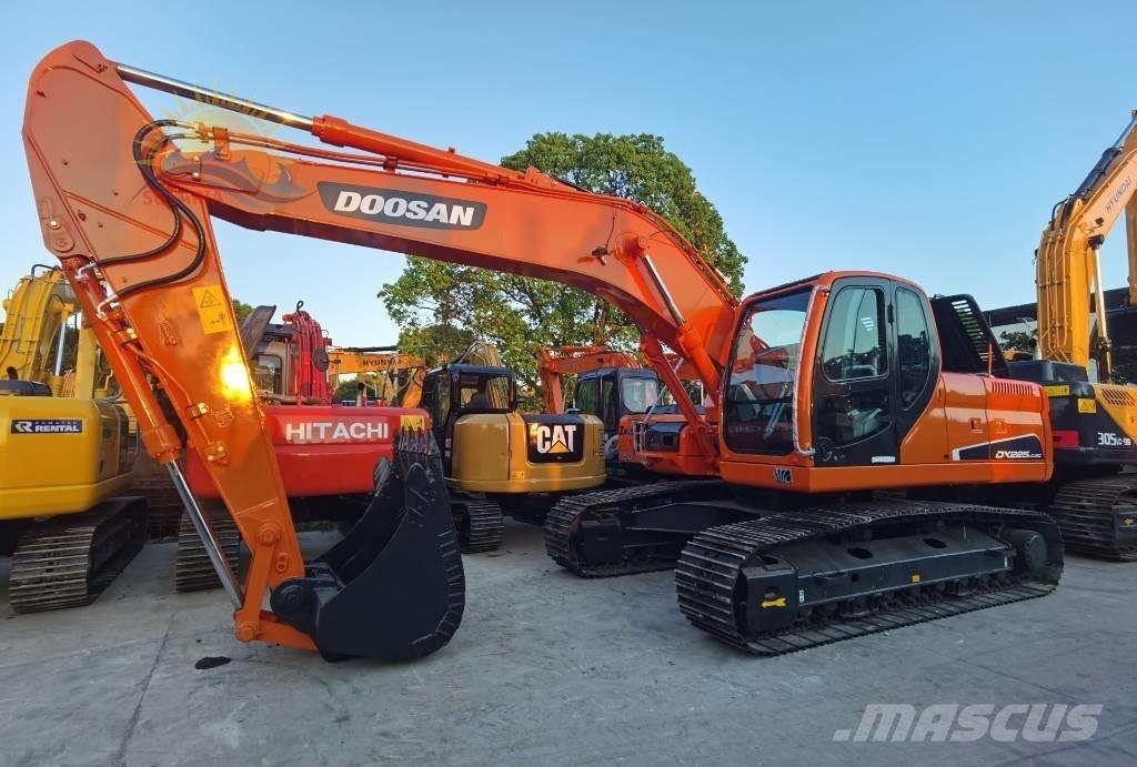 Doosan DX 225 LC 履帶式 挖土機/掘鑿機/挖掘機