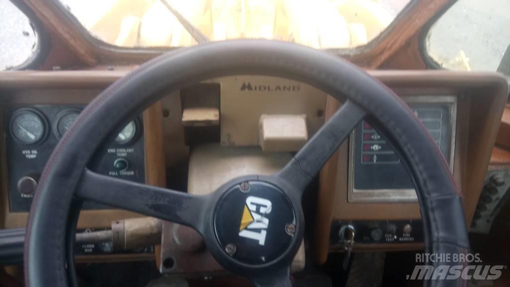CAT 988B 輪胎式裝載機