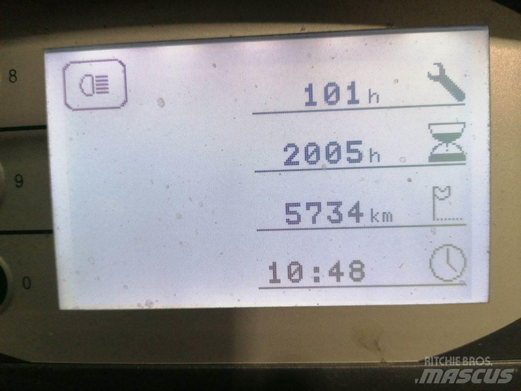 Still RX50-15 電動堆高機