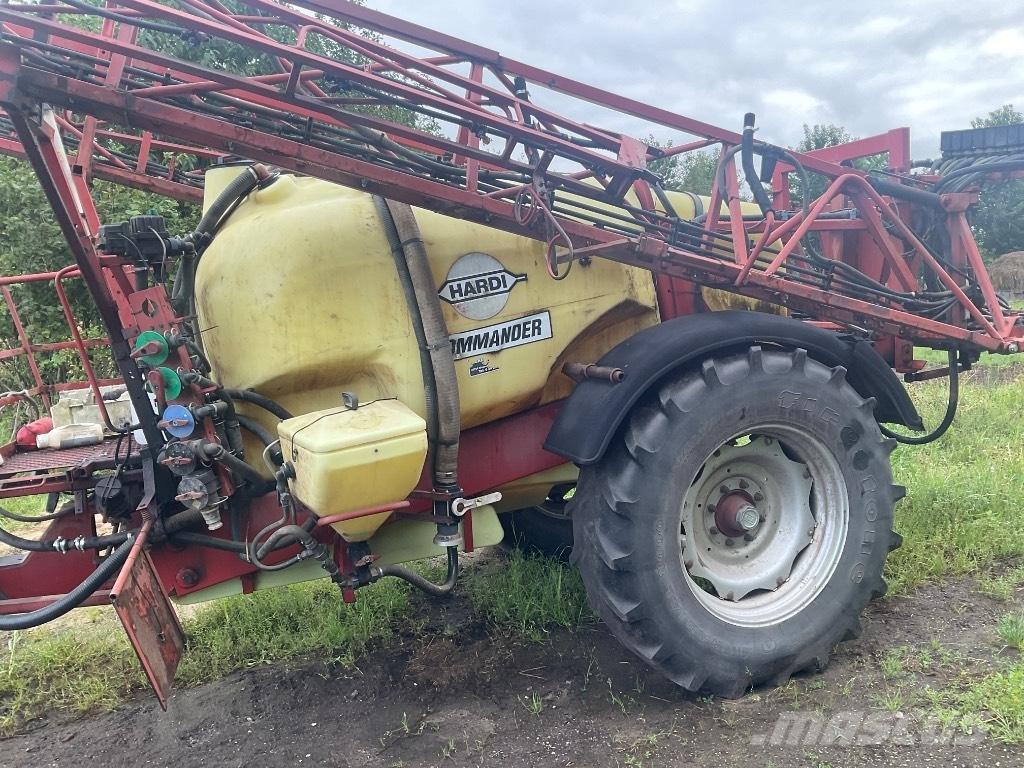 Hardi Comander 牽引式噴霧機