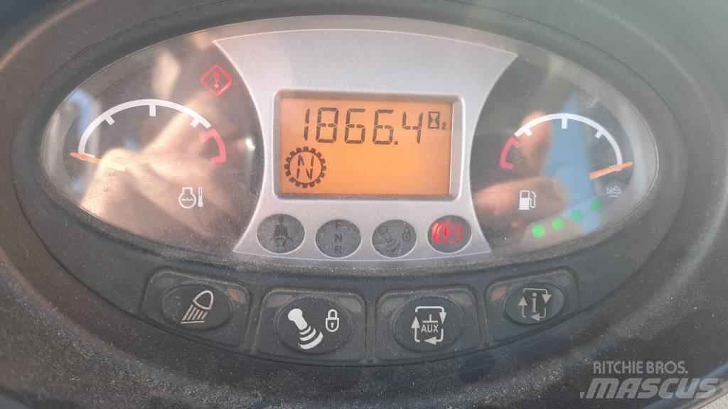 Bobcat TL 43.80 HF 伸縮臂操作車