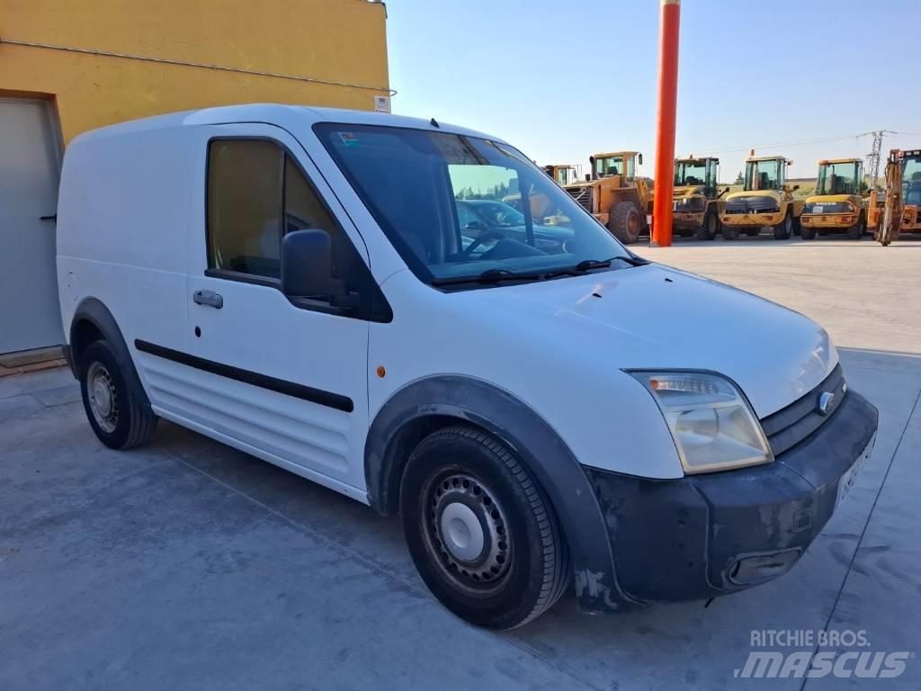 Ford Connect 廂式貨物運輸車