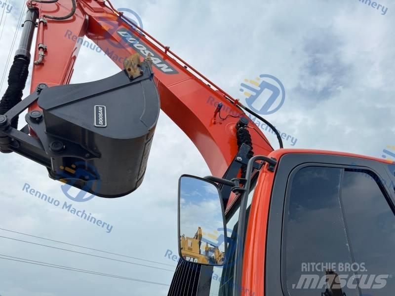 Doosan DX 225 LC-9C 履帶式 挖土機/掘鑿機/挖掘機