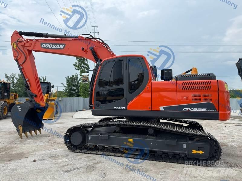 Doosan DX 225 LC-9C 履帶式 挖土機/掘鑿機/挖掘機