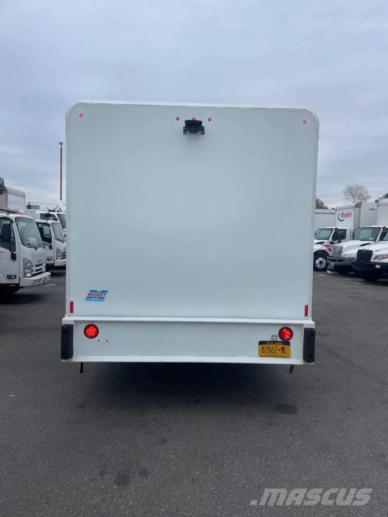 International 4300 飲料運輸卡車