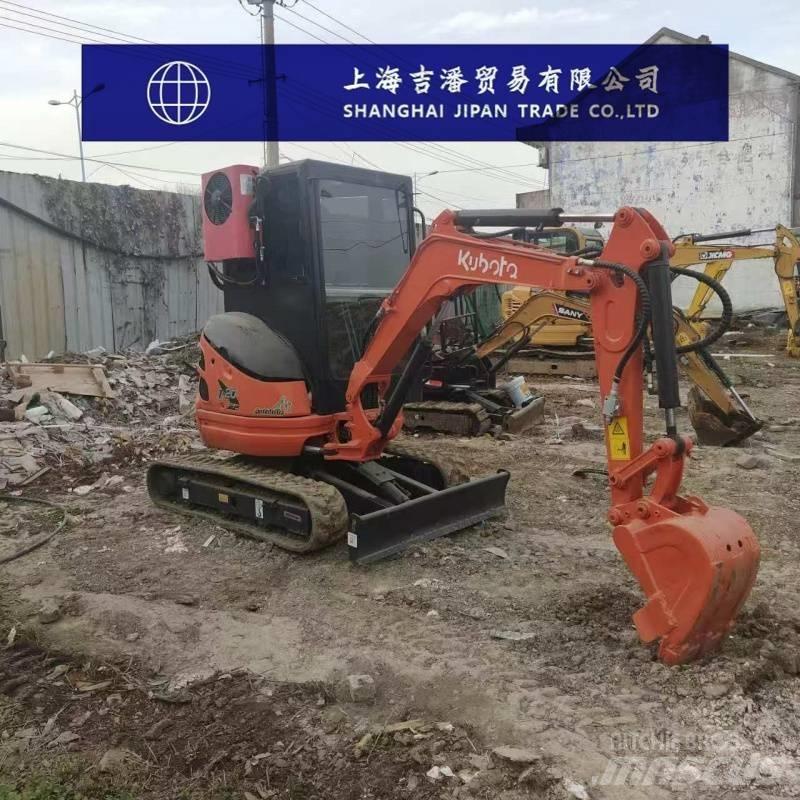 Kubota U 20 小型挖土機/掘鑿機<7t(小型挖掘機)