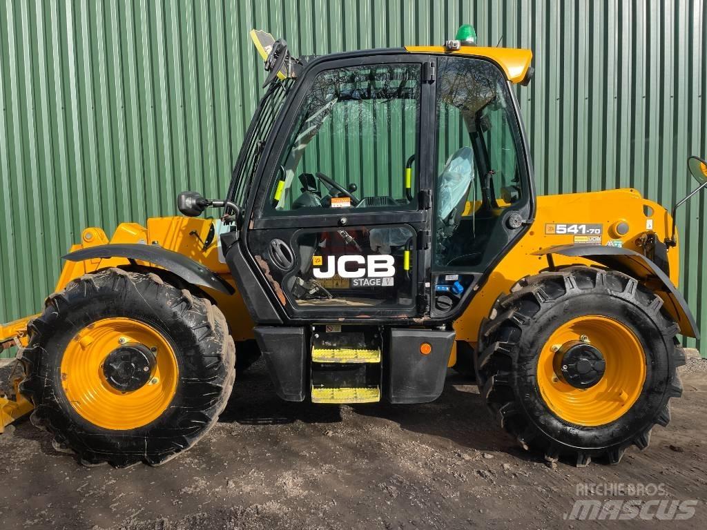 JCB 541-70 伸縮臂操作車