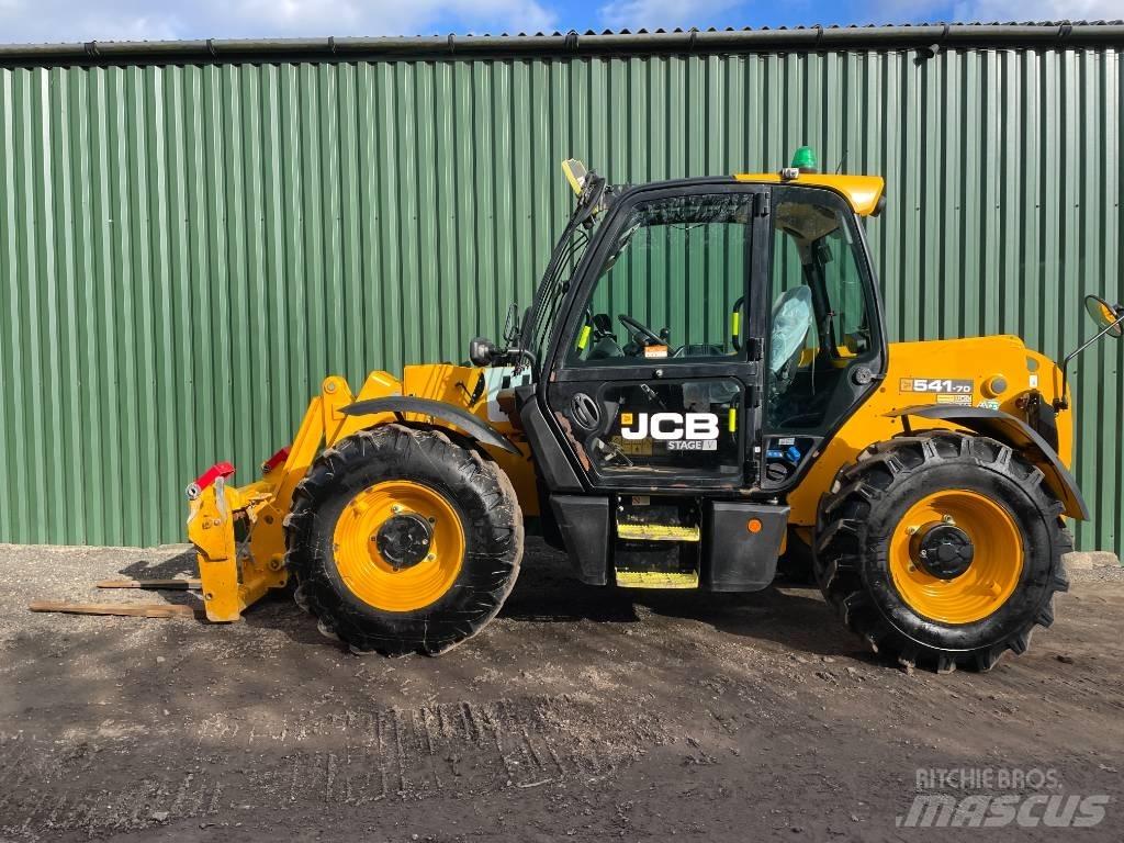 JCB 541-70 伸縮臂操作車