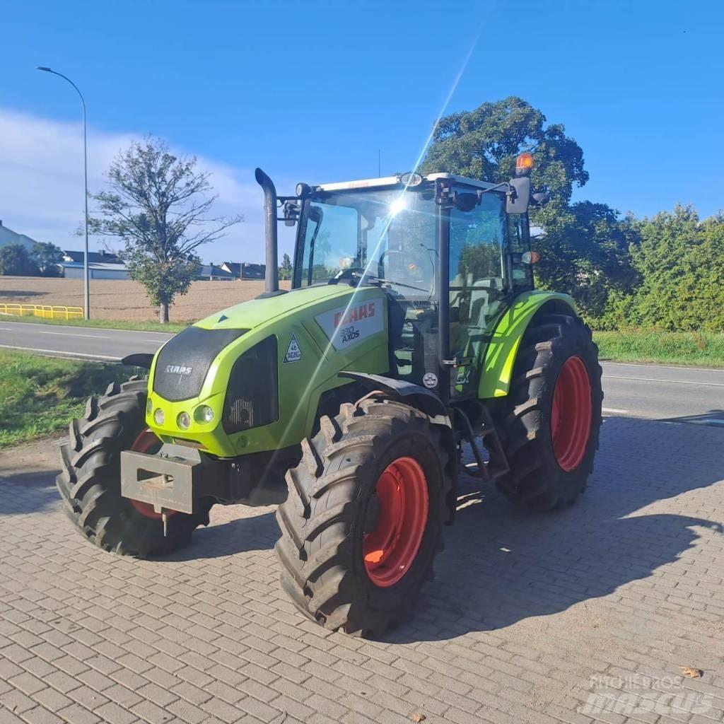 CLAAS Axos 330 曳引機