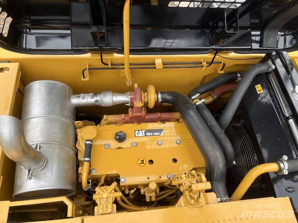 CAT 320 D2 履帶式 挖土機/掘鑿機/挖掘機