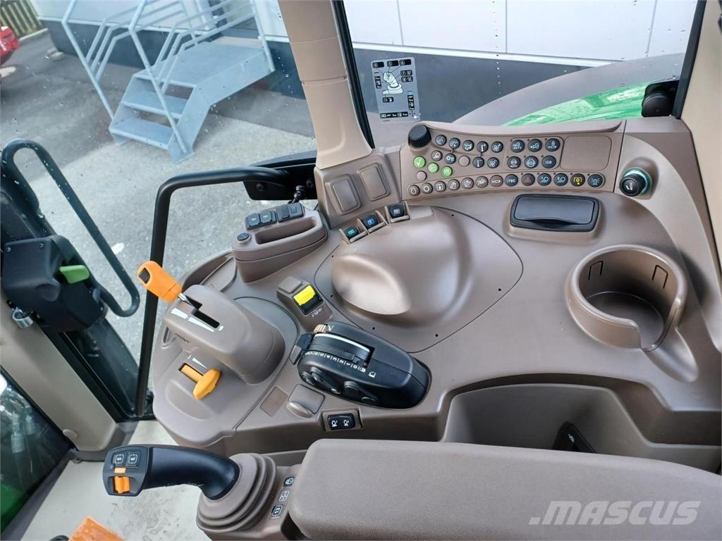 John Deere 6120M 曳引機