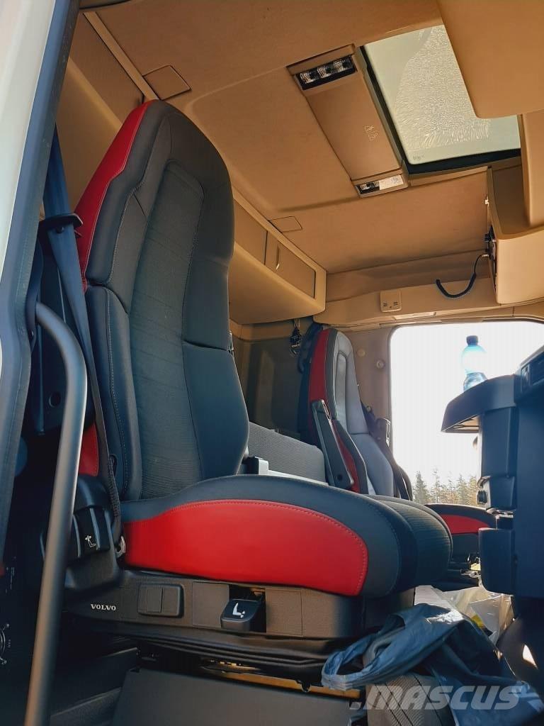 Volvo FH 13 商用底盤車