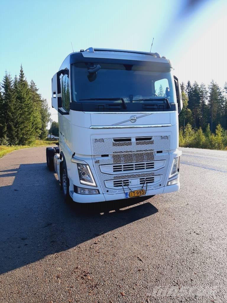 Volvo FH 13 商用底盤車