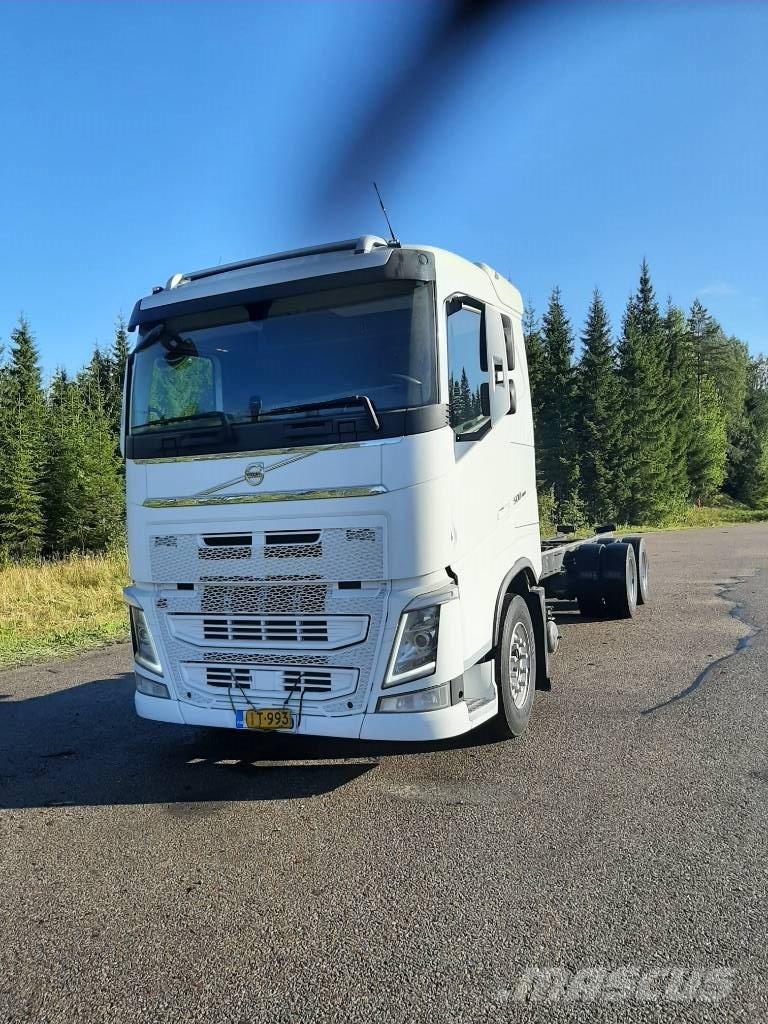 Volvo FH 13 商用底盤車