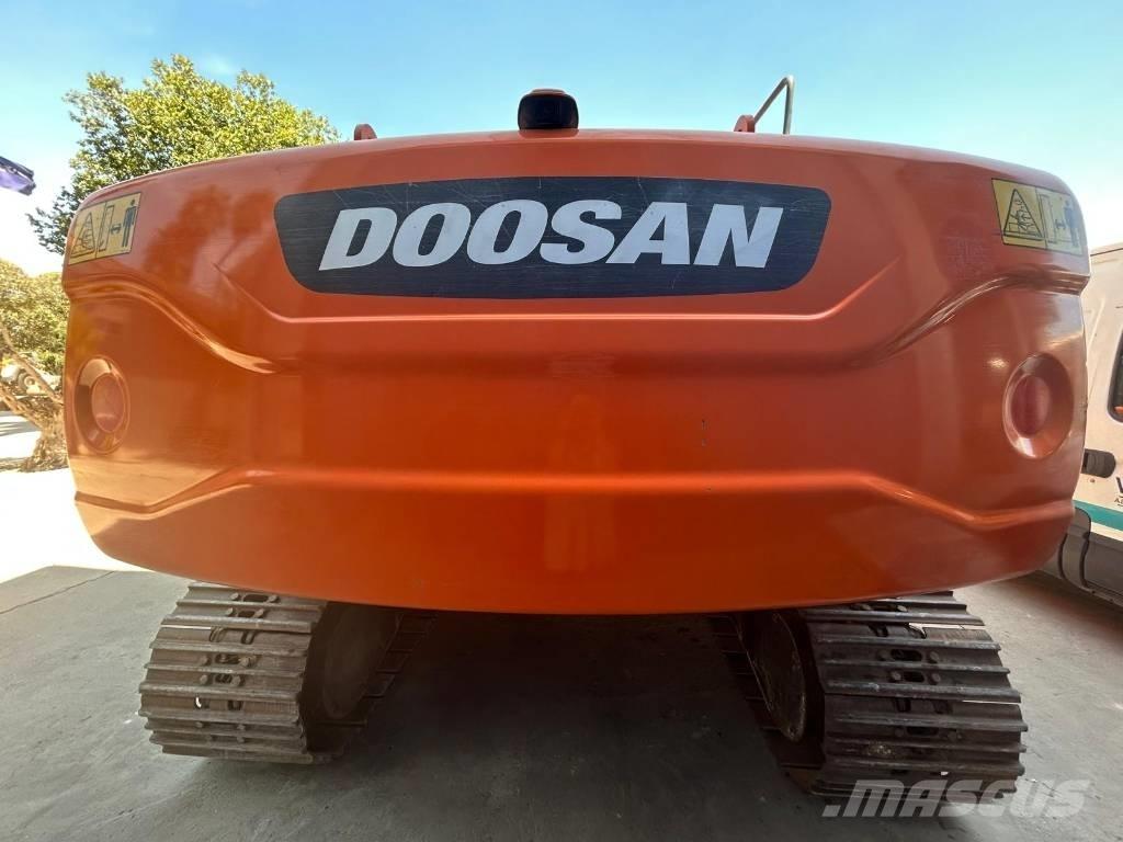 Doosan DX 225 履帶式 挖土機/掘鑿機/挖掘機