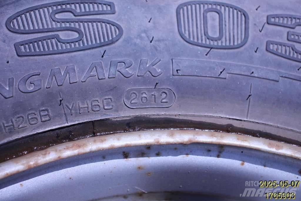  Marshal KRS 03 輪胎、車輪和輪圈