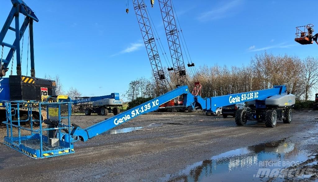 Genie SX 135 XC 伸縮臂高空作業車