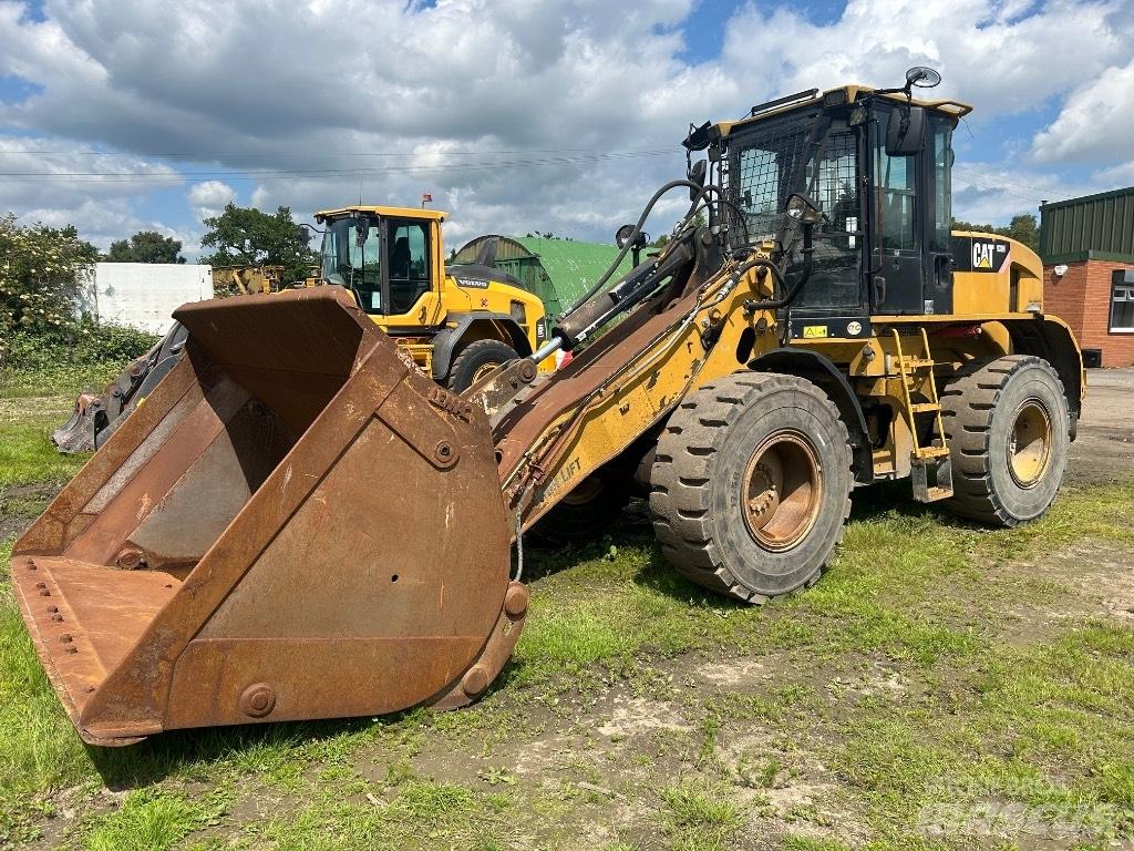CAT 930H 輪胎式裝載機