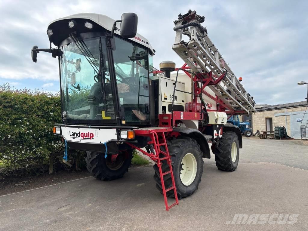 Landquip 3500 自走式噴霧機