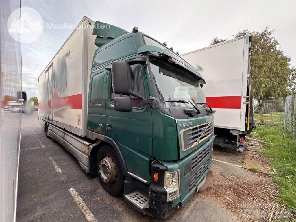 Volvo FM 9 300 貨箱式卡車