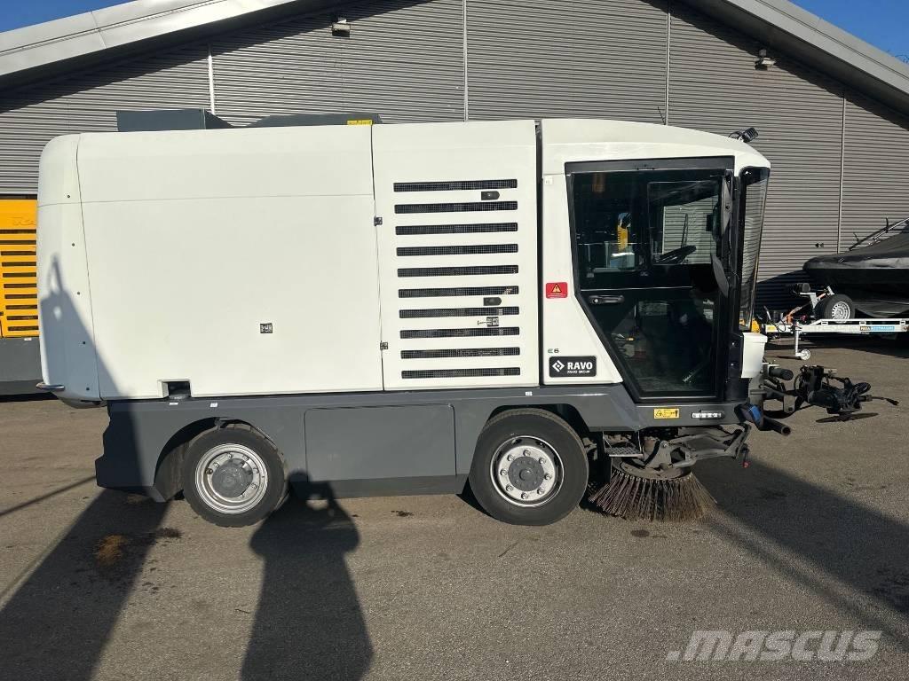 Ravo 540 STH 掃倉機